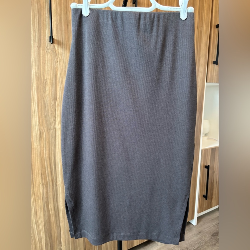 Elegant Gray Women's Skirt